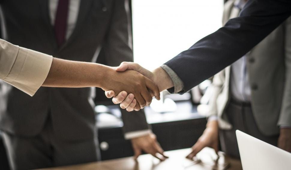 Parceria B2B2C ASSTES